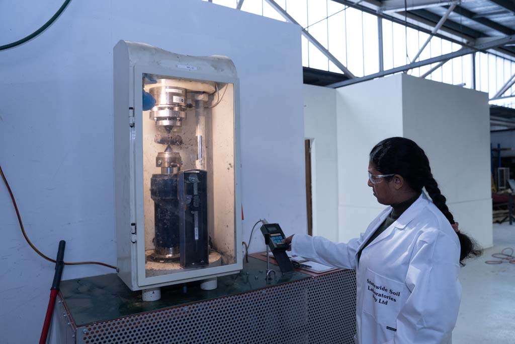 Rock point load index testing
